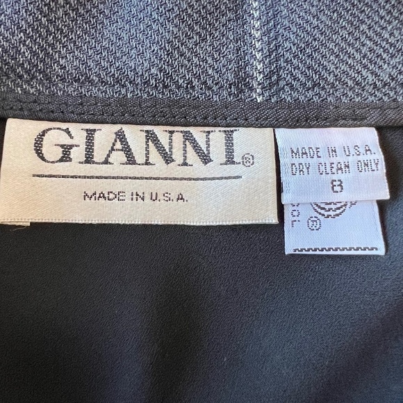 Gianni lined 100% wool plaid A line skirt - Picture 11 of 11